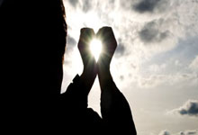 冰岛队在欧锦赛中展现出色表现，颇受关注